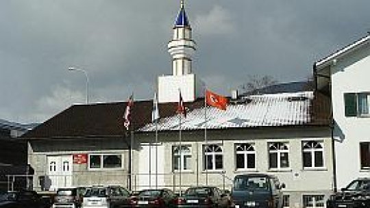 Minaretele, respinse de elveţieni