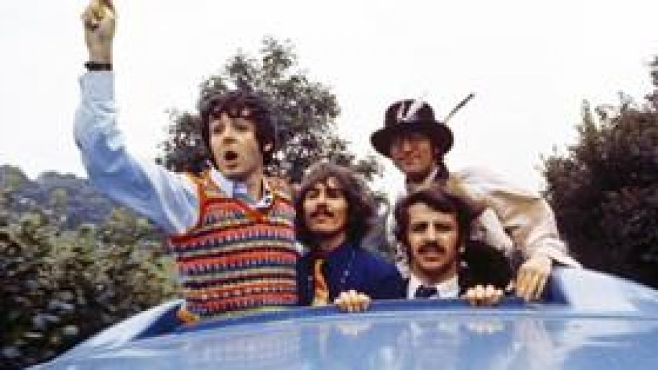 Cine au fost cei patru Beatles?