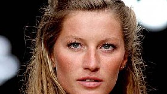 Gisele Bundchen a născut un băieţel