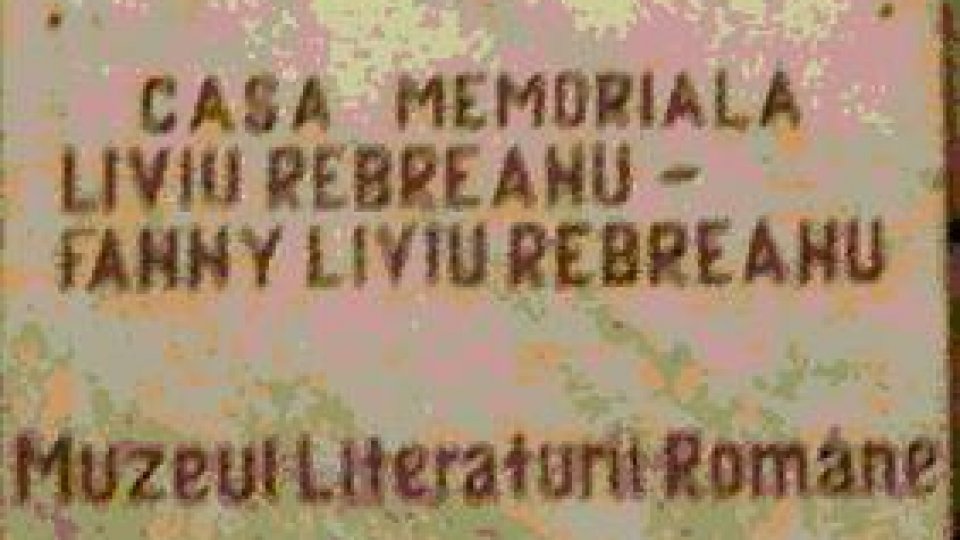 Pe palierul celebrităţilor, la uşa lui Rebreanu