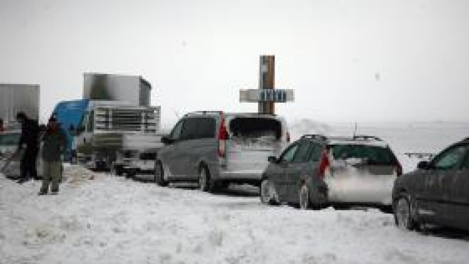 Trafic blocat din cauza viscolului