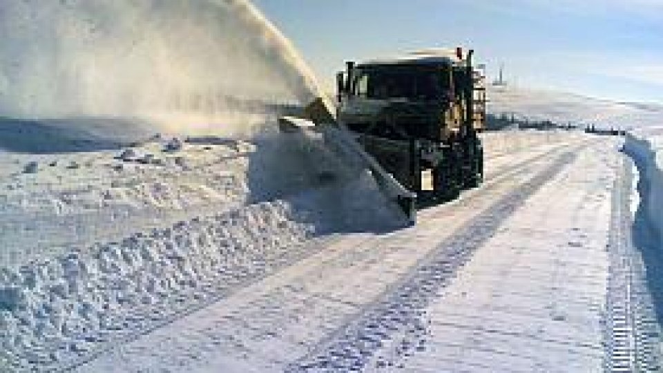 Traficul rutier, dat peste cap de viscol