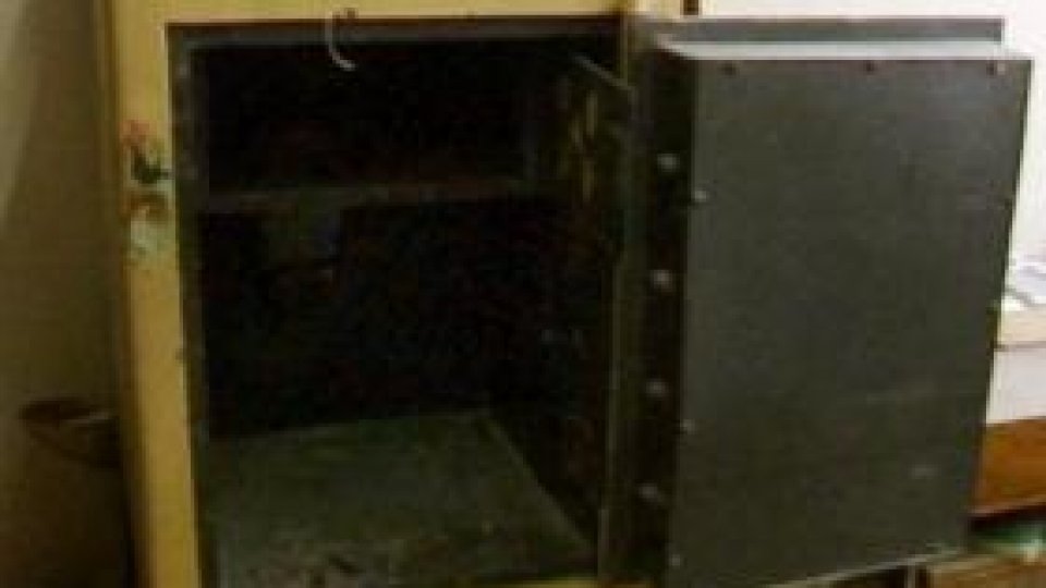 Seifuri descoperite în Dâmboviţa