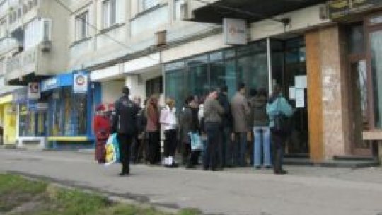 Sa combatem datoriile!