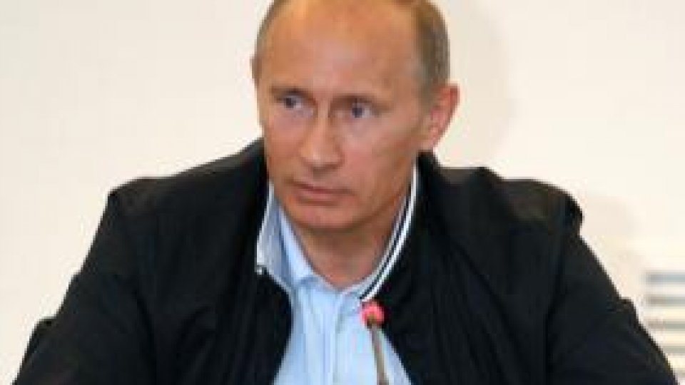 Vladimir Putin a sugerat că va candida la preşedinţie