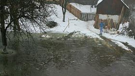 Cod galben de inundaţii până după Revelion