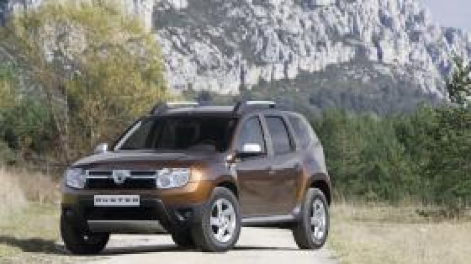 Dacia Duster, disponibil în versiuni 4x4 şi 2x4