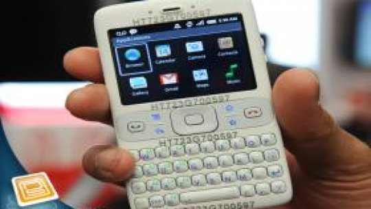 T-Mobile va vinde un nou telefon Google începând cu luna august