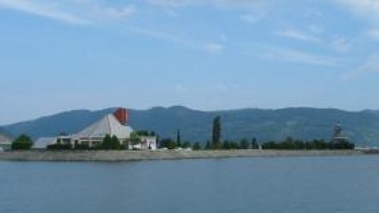 Disponibilizãri la şantierul naval din Drobeta