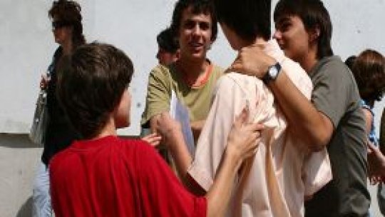 Ultima zi pentru completarea fişei de admitere în liceu