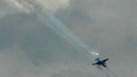 Au tras în propriile avioane