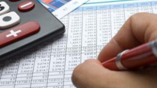 Scădere record a deficitului comercial