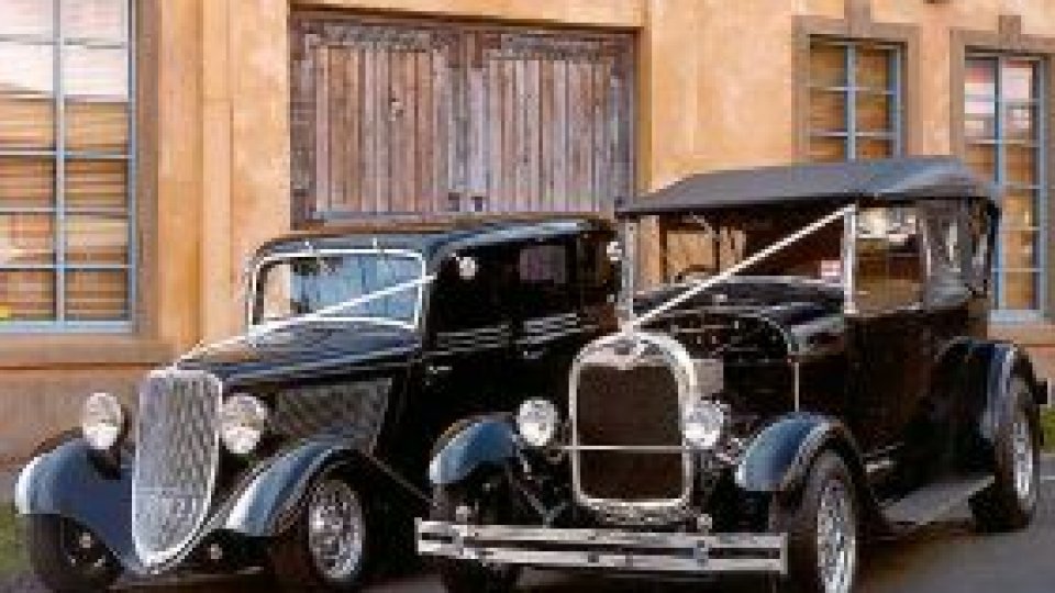 Parada automobilelor de epocă la Târgu Mureş