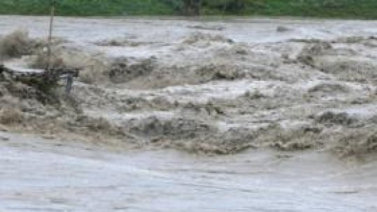 Un elicopter este aşteptat în jurul prânzului la Sibiu, pentru a prelua turiştii de la Negoiu