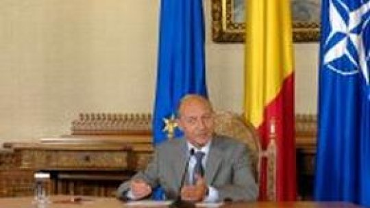 Ameninţări cu proteste după concedierile cerute de Traian Băsescu
