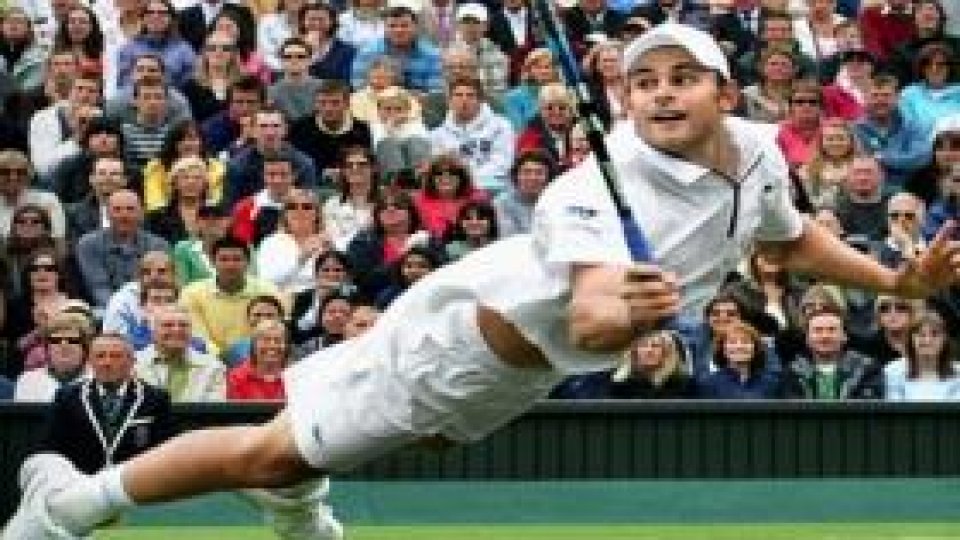 Andy Roddick stă pe bară la Cupa Davis