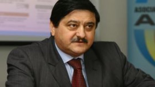 Partidele din coaliţie se reunesc pentru a-şi rezolva divergenţele