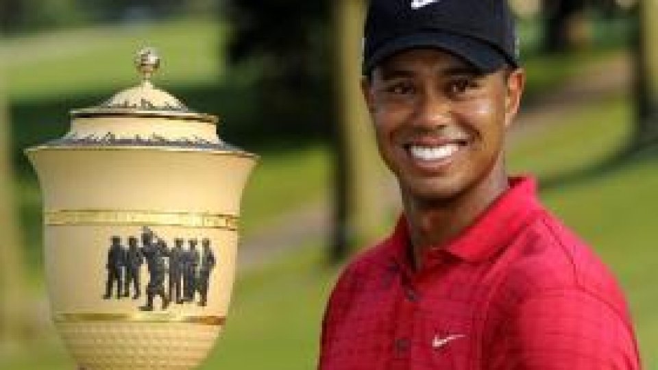 Tiger Woods recordman la câştiguri