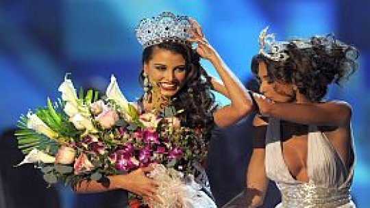 Stefania Fernandez (Venezuela) este noua Miss Univers