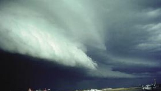 Peste 20.000 de persoane evacuate în China