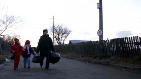 Două familii au fost evacuate la Ocnele Mari