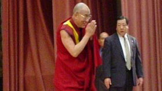 Dalai Lama a fost întâmpinat de peste 10.000 de persoane în Taiwan