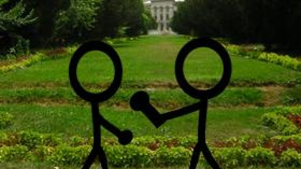 „Dicţionarul dă espresii marfă”