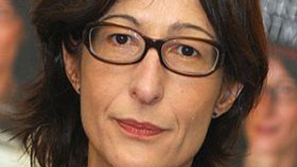 Florence Hartmann acuzată de sfidare a Curţii