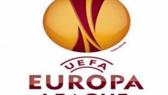 Europa League debutează joi seara cu 5 arbitri