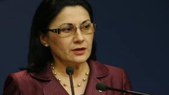 Ordinul ministrului Andronescu încalcă legea învăţământului