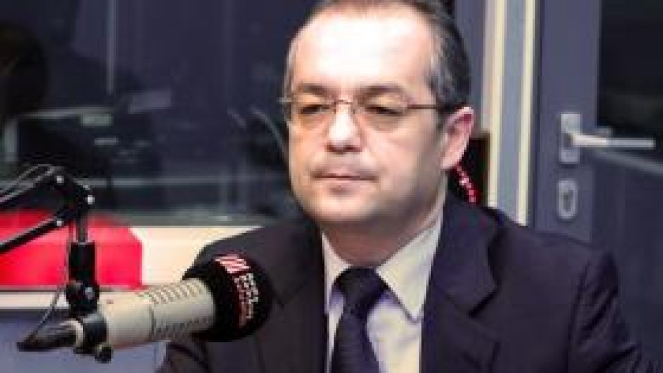 Emil Boc: "Numirea directorilor de şcoli nu trebuie să fie apanajul ministrului"