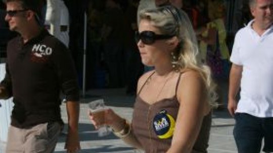 Românii, euro-optimişti chiar şi pe timp de criză