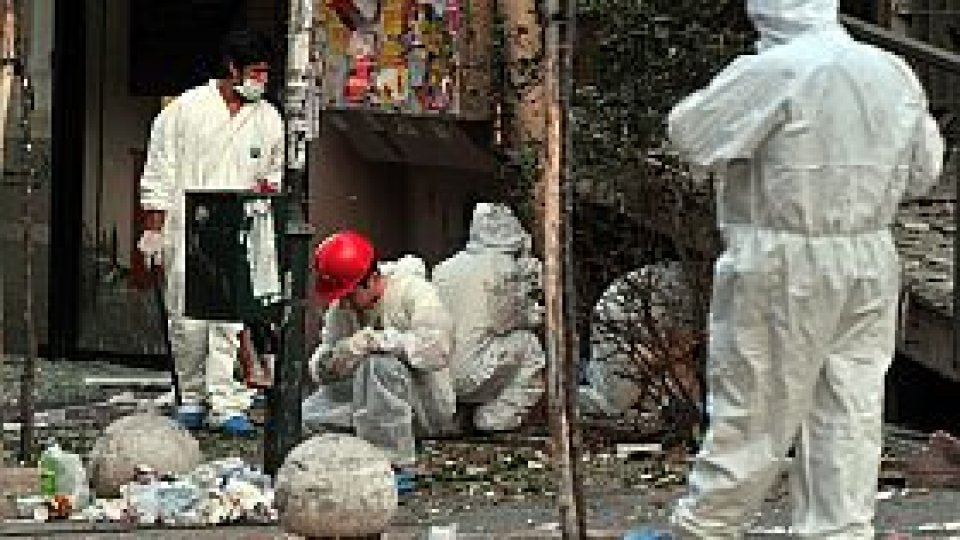 Atentate în Atena şi Salonic