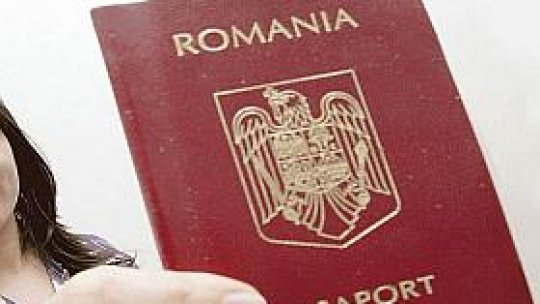 Referendum pentru cipurile din paşapoarte?