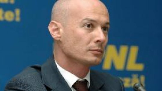 "Dacă pleacă întreprinderile, degeaba reformăm Constituţia, că nu se mai întorc aici"