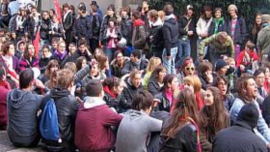 Probleme la cazarea în căminele studenţeşti