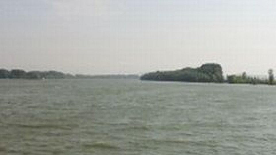 "Cu ochii pe Dunăre"