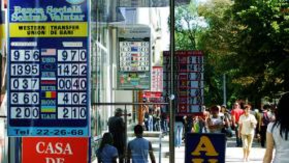 Cursul valutar, afişat şi în afara caselor de schimb