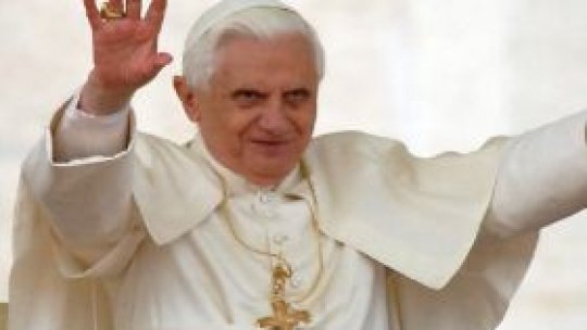 Papa Benedict al XVI-lea vizitează Sinagoga din Roma