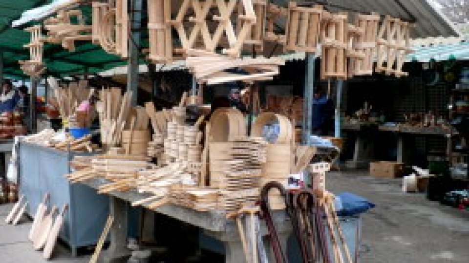 Micii meşteşugari, afectaţi de criză