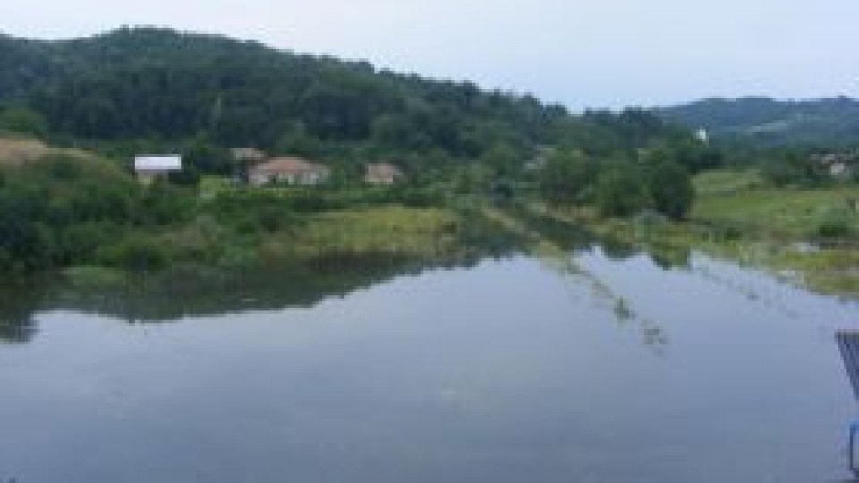 Ocnele Mari: case noi, abia în primăvară