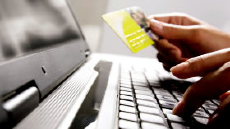 Mai puţine taxe plătite online
