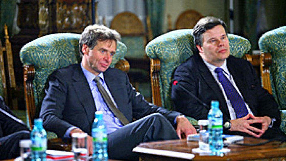 FMI insistă asupra reducerii deficitului bugetar