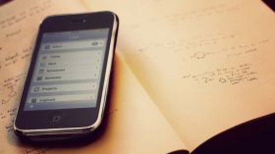 Iphone se vinde ca pâinea caldă