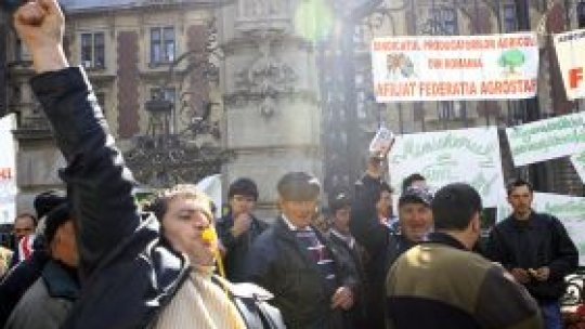Sindicatele din agricultură ameninţă cu proteste