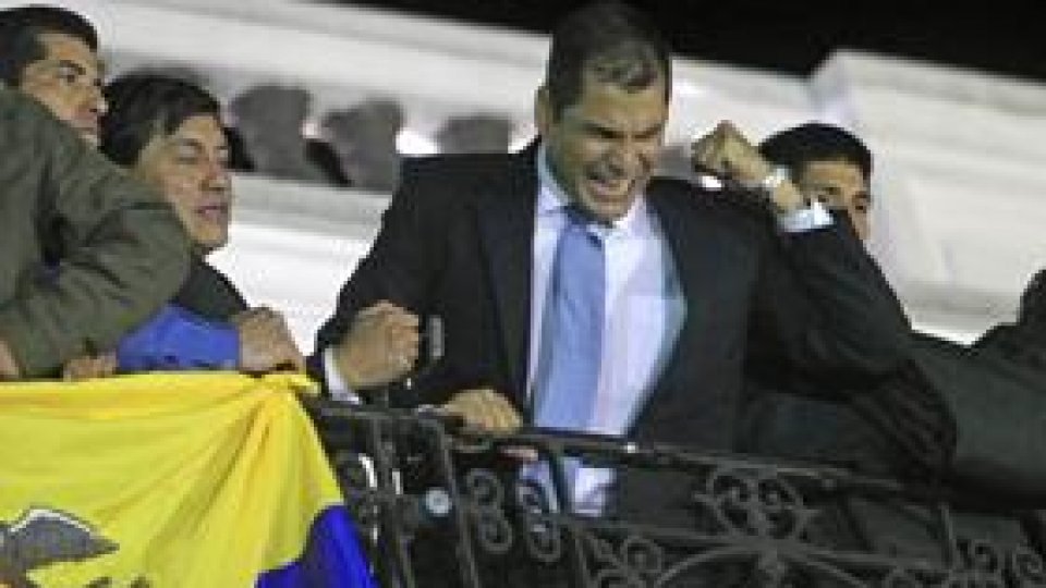 Preşedintele Ecuadorului, salvat dintr-un spital sub asediu