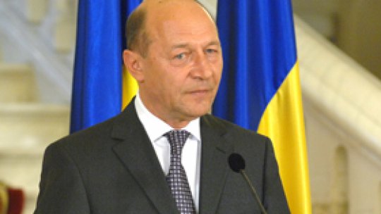Traian Băsescu: "Funcţionarii nu au dreptul să se revolte"