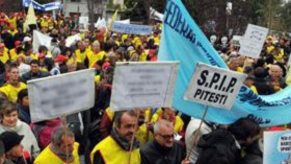 Negocieri sindicate-guvern pe legea salarizării unitare