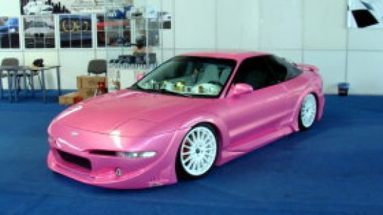 Cai putere la salonul auto de la Piteşti