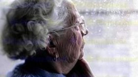 Boala Alzheimer loveşte mai devreme